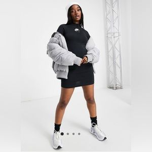Nike high neck long sleeve black dress 🦋